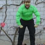 Lüku, ds'Geburtstagschind, verchleidet aus Hulk